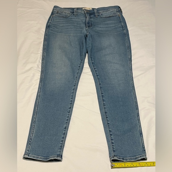 Madewell 10" High-Rise Roadtripper Authentic Skinny Jeans RUNS LARGE - Picture 8 of 15
